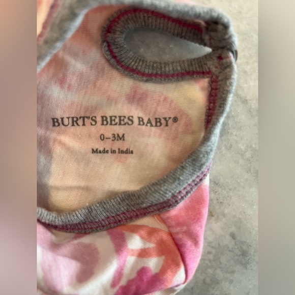 Burt’s Bees Baby Pink Floral Romper 0-3 Months - Picture 3 of 3